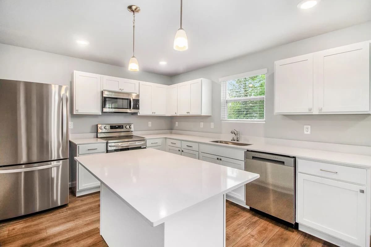 Portage apartments for rent - Property image - 7340 Sessile Circle - 2