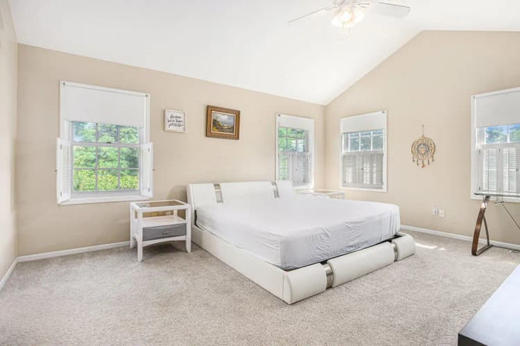 Portage apartments for rent - image - large (12).jpg