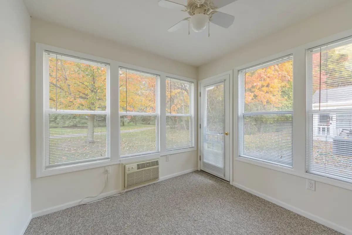 Sterling Oaks - House - 11
