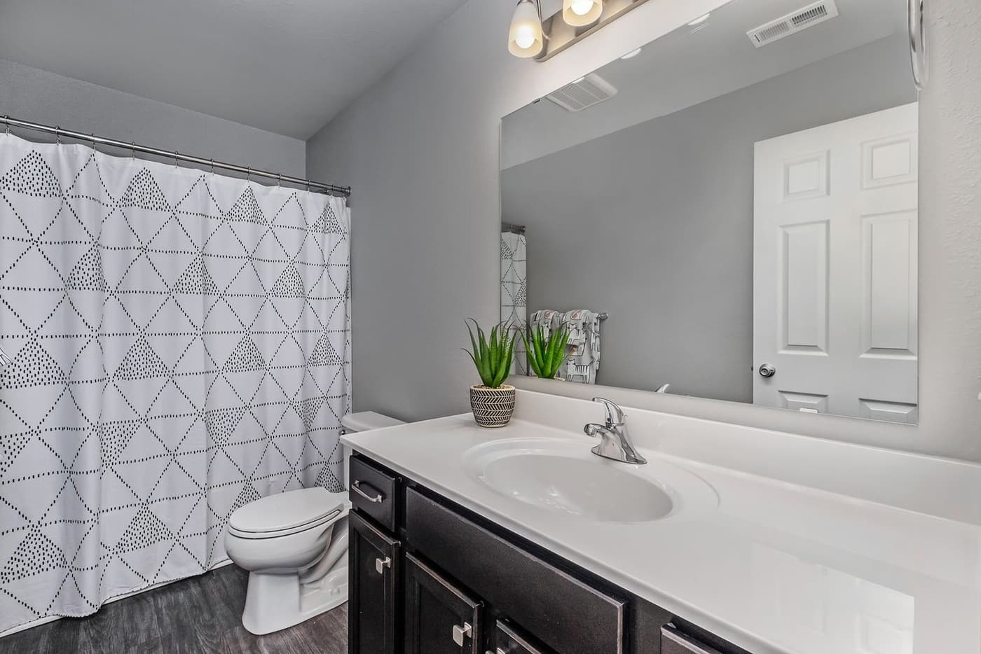 1847 Bluff Ridge Court - House - 16
