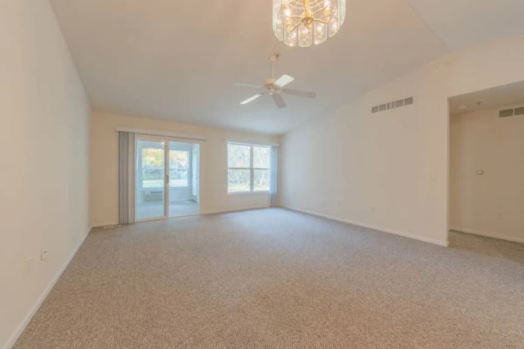 undefined apartments for rent - image - large (5).jpg