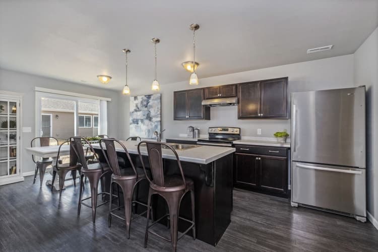 undefined apartments for rent - image - large (4).jpg
