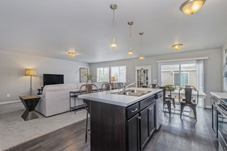 undefined apartments for rent - image - large (5).jpg