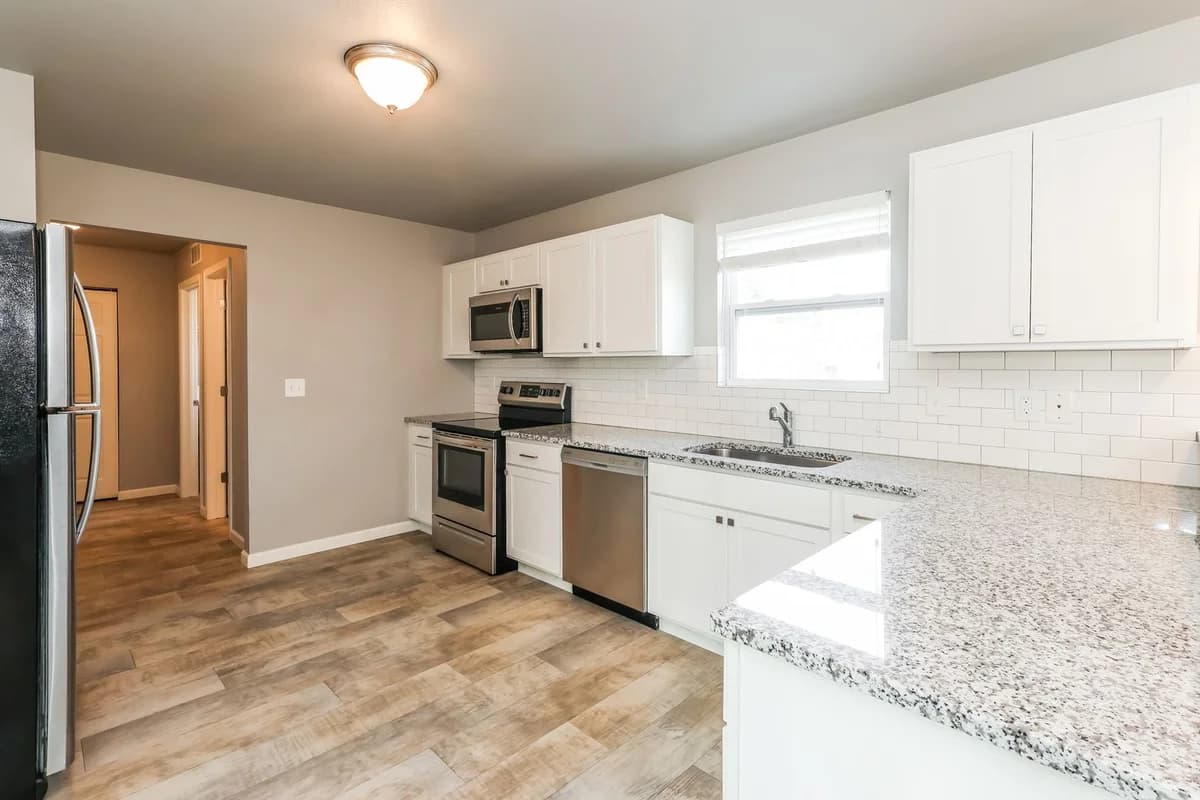 Portage apartments for rent - Property image - 5643 Claremount Street - 3