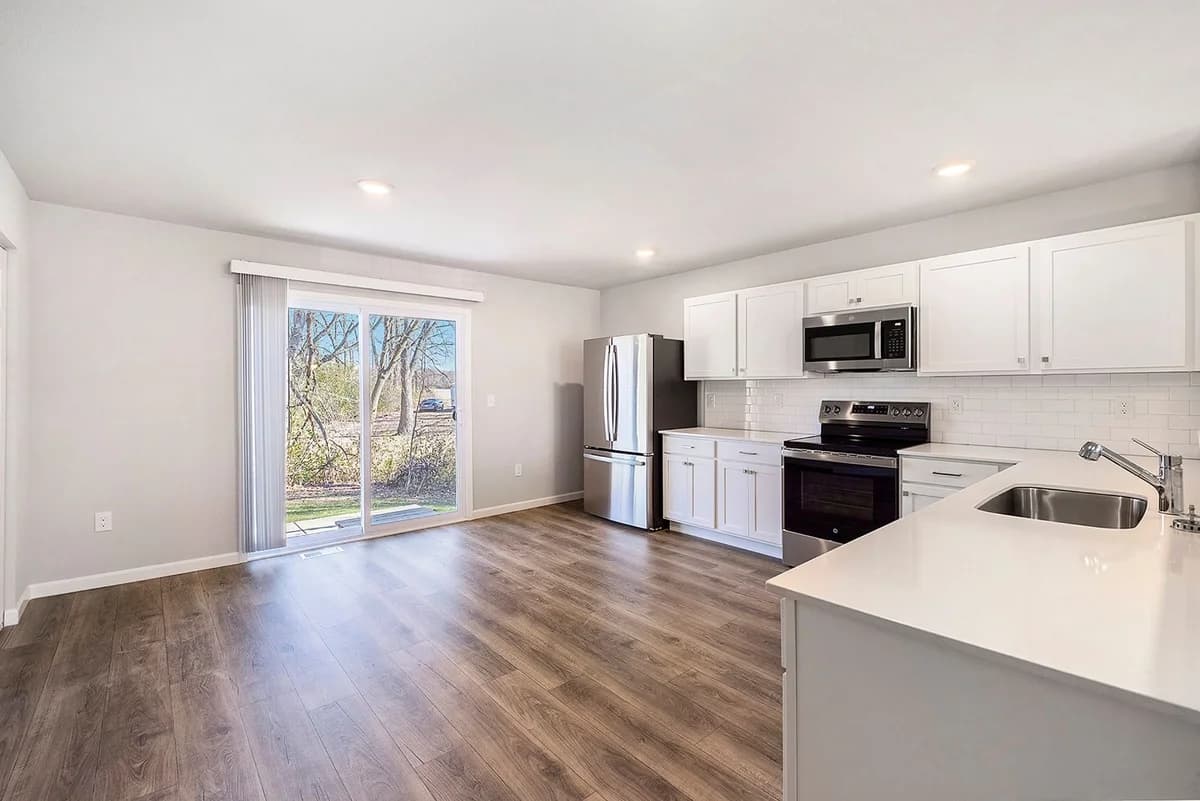 Portage apartments for rent - Property image - 7328 Montego Bay Street - 3