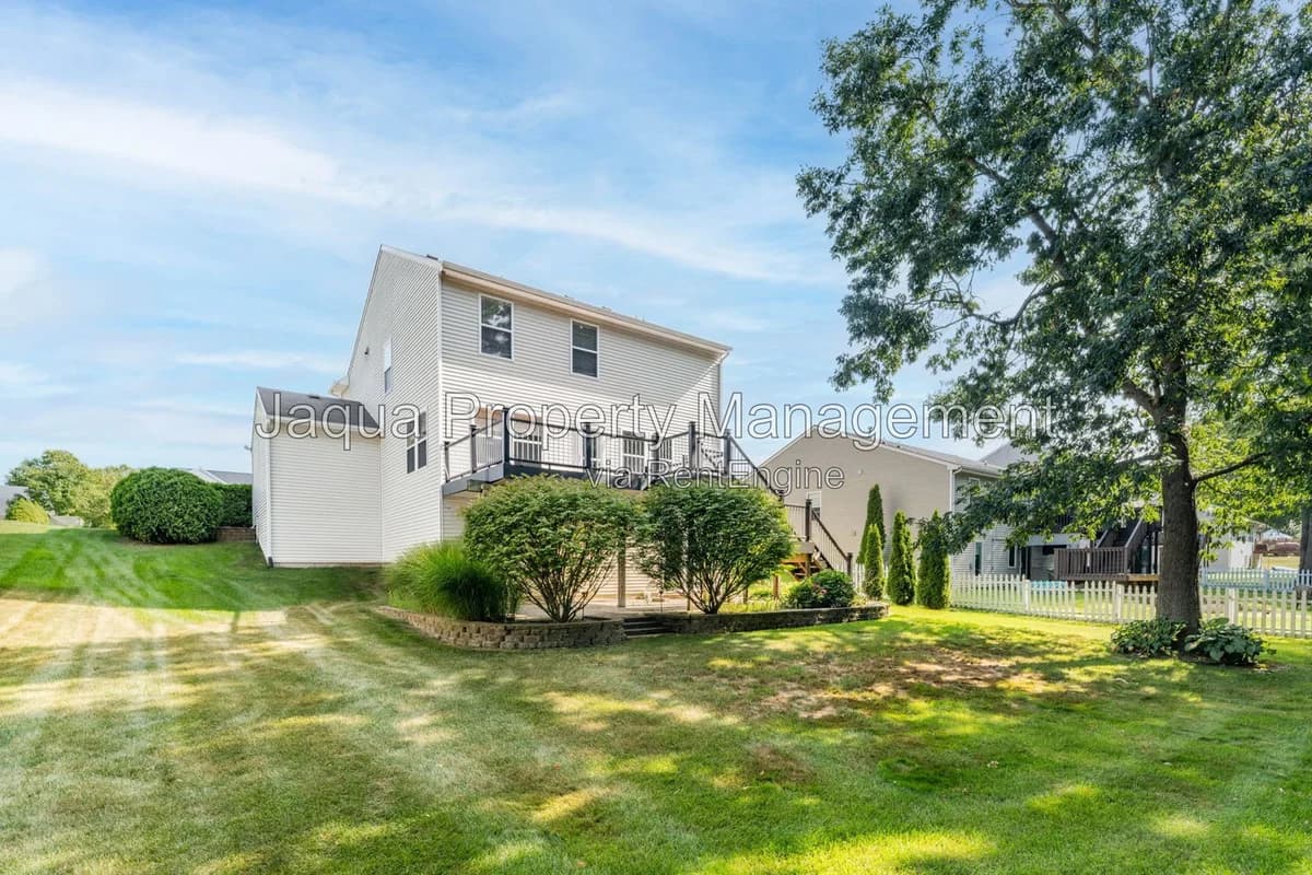 Portage apartments for rent - Property image - 4663 Andover Woods Court - 1