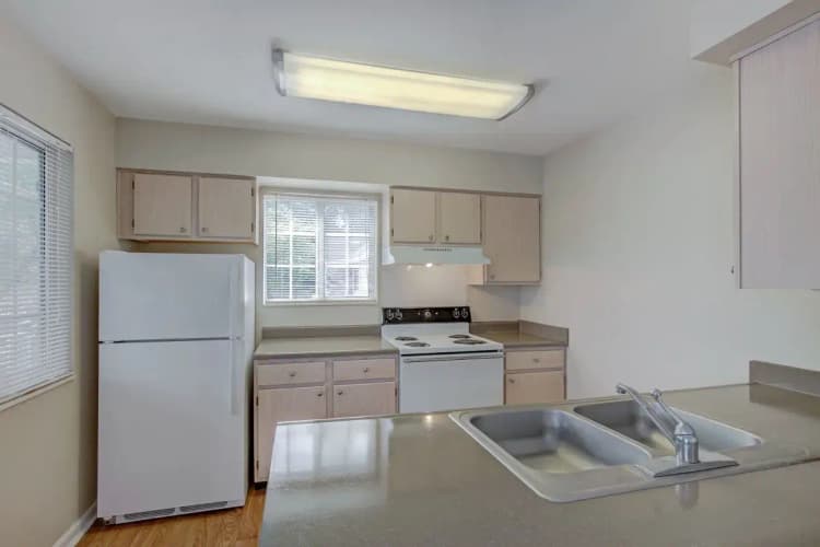 undefined apartments for rent - image - Prinwood_Place_1x1_-_06_plou6k.webp