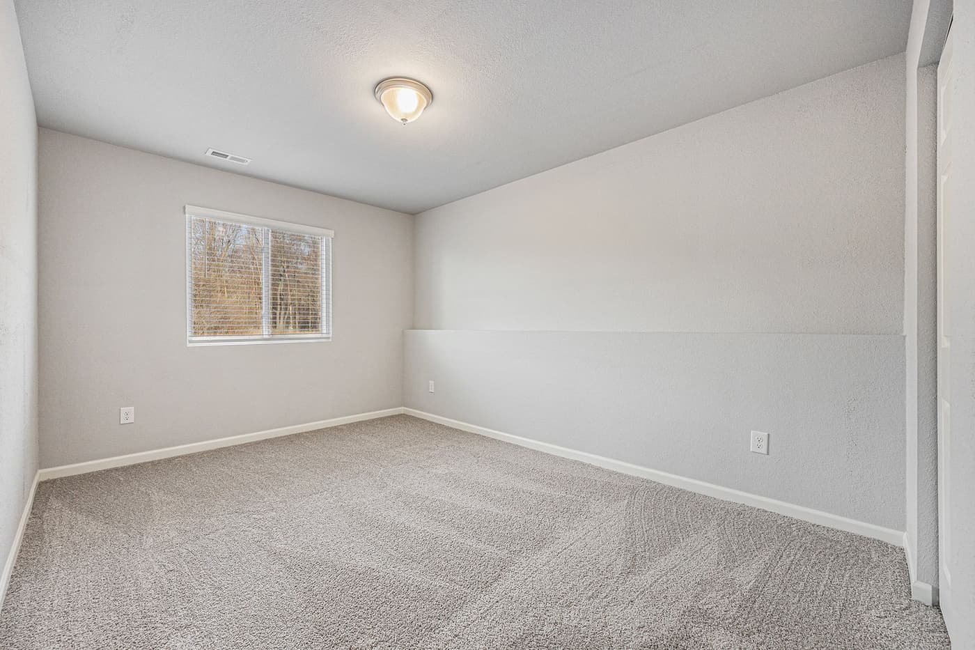 undefined apartments for rent - image - large (18).jpg